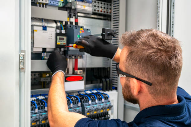 Best Licensed Electrician  in West Hattiesburg, MS